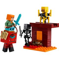 LEGO® Minecraft La Batalla de Lava del Inframundo 21266