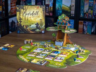 Everdell: Edición Esencial Everdell: Edición Esencial