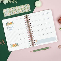 Agenda Finocam Flower Journal D&iacute;a P&aacute;gina 2027 Catal&aacute;n Verde