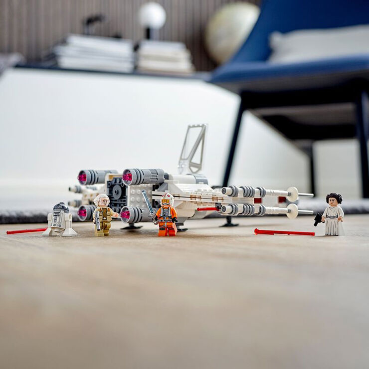 LEGO® Star Wars Caza Ala-X de Luke Skywalker 75301