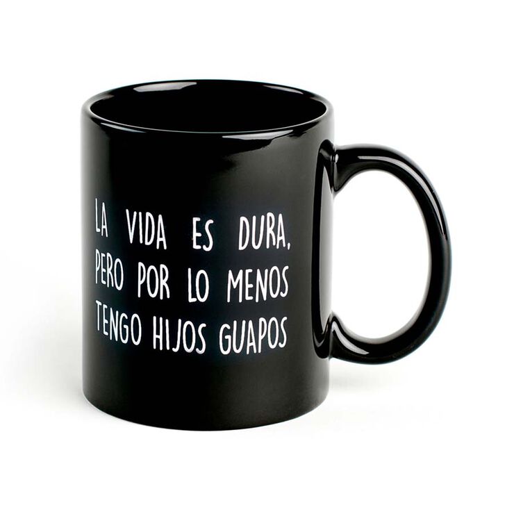 Tassa ''Por lo menos tengo hijos guapos''