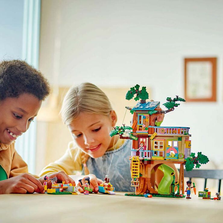LEGO® LEGO Friends Quedada en la Casa del Árbol de la Amistad 42652