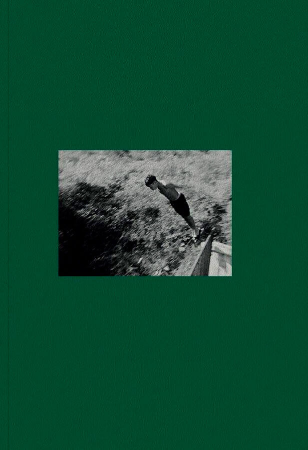 Una ciudad desconocida bajo la niebla. Nuevas im&aacute;genes de la Barcelona de los barrios