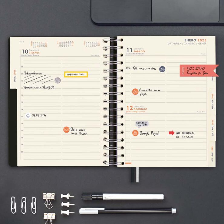 Agenda Finocam Tempus 1/4 día/pág cas 2025 negro