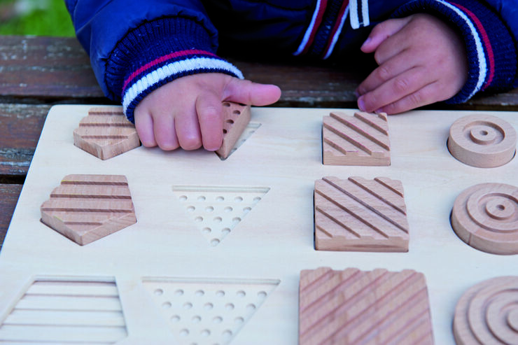 Geo Sensory Shapes Encaix Fusta