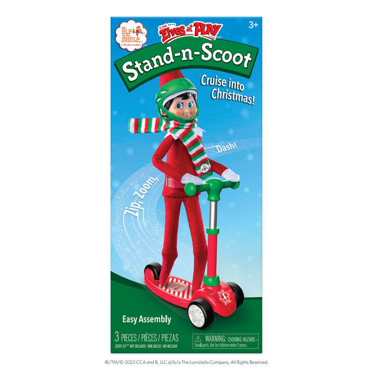 The Elf on the Shelf: Patinete y casco
