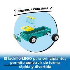 LEGO® City Ambulància d'Emergències i noi amb Snowboard 60403
