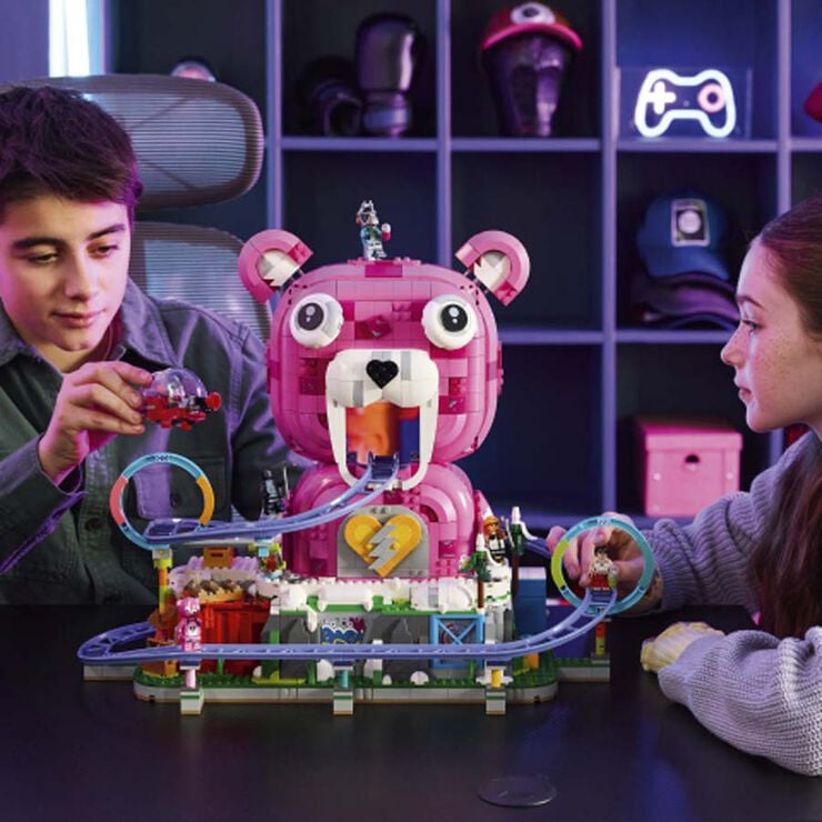 LEGO&reg; Fortnite Rave Cave 77082
