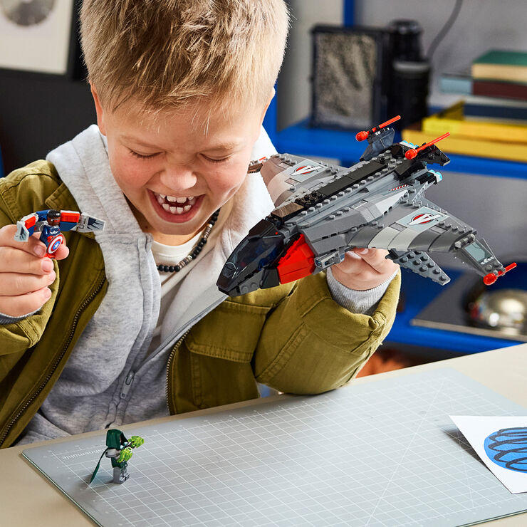 LEGO&reg; Marvel Avengers: Doomsday Quinjet joc de construcci&oacute; 76347