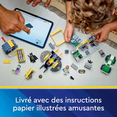 LEGO® Super Heroes Batcueva con Batman™, Batgirl™ y The Joker™ 76272