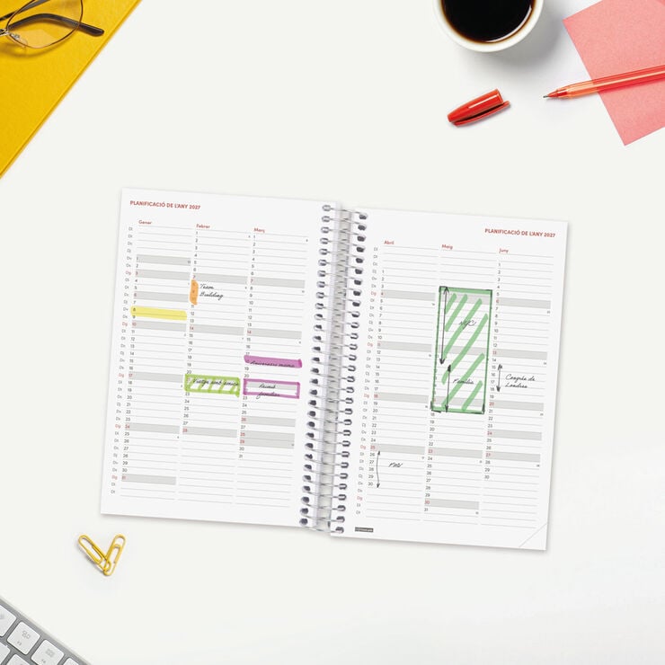 Agenda Finocam Year D&iacute;a P&aacute;gina 2027 Catal&aacute;n Rojo