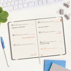 Agenda Finocam Flex Llisa Setmana Vista Horitzontal 2027 Castell&agrave; Negre
