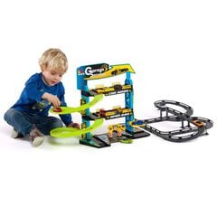 Garatge de 3 plantes amb 5 vehicles