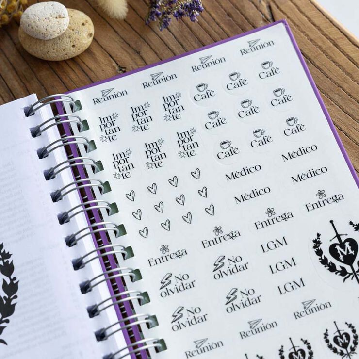 Agenda Las Guerreras Maxwell castellano d&iacute;a/p&aacute;g 2026