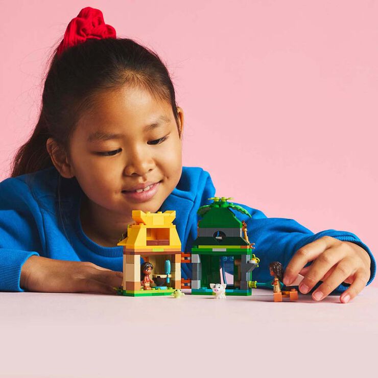 LEGO® Disney Princess Diversión en la Isla con Vaiana 43260