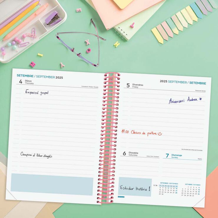 Agenda Finocam escolar Diva 1/4 día/pág cat 2025-26 spring