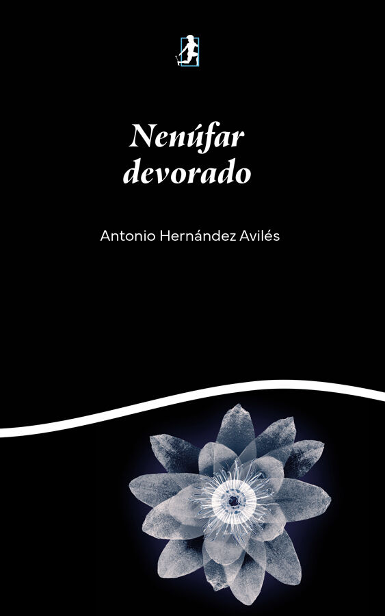 Nen&uacute;far devorado