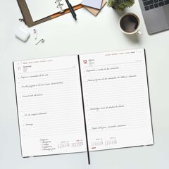 Agenda Finocam Mara Y11 día/pág cat 2026 negro