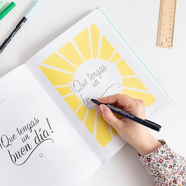 Caligrafía creativa 1. Manual para enamorados de la buena letra