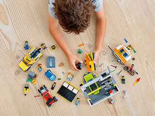 LEGO® City Nitro Wheels Taller de Tuneo 60258