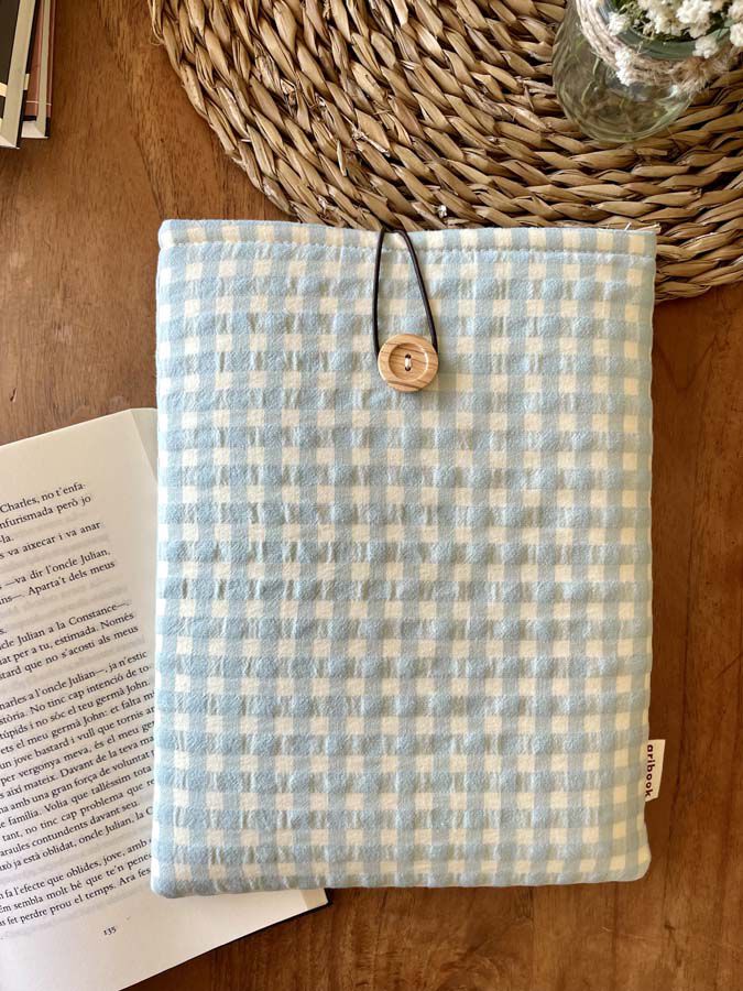 Funda Libro Aribook 23x28cm Vichy azul