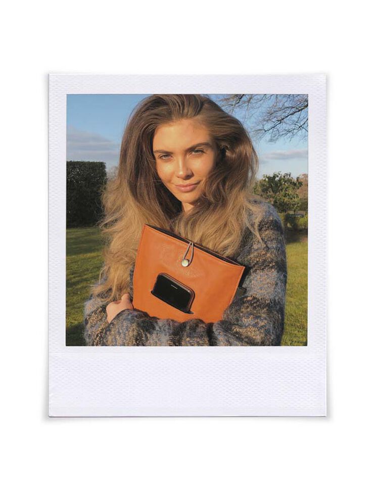 Funda de Libro Brown