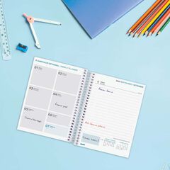 Agenda Finocam escolar Cool 1/8 día/pág cat 2025-26 negro