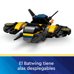 LEGO® Super Heroes Batcueva con Batman™, Batgirl™ y The Joker™ 76272
