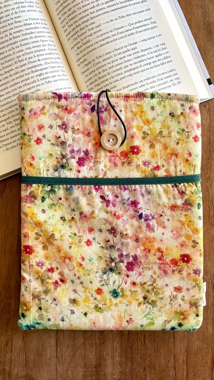 Funda de Libro 20x26cm Aribook Lucerna