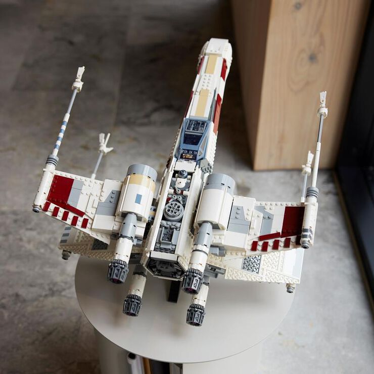 LEGO® Star Wars Caza Estelar Ala-X 75355