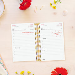 Agenda Finocam Design Collection D&iacute;a P&aacute;gina 2027 Catal&aacute;n Lema