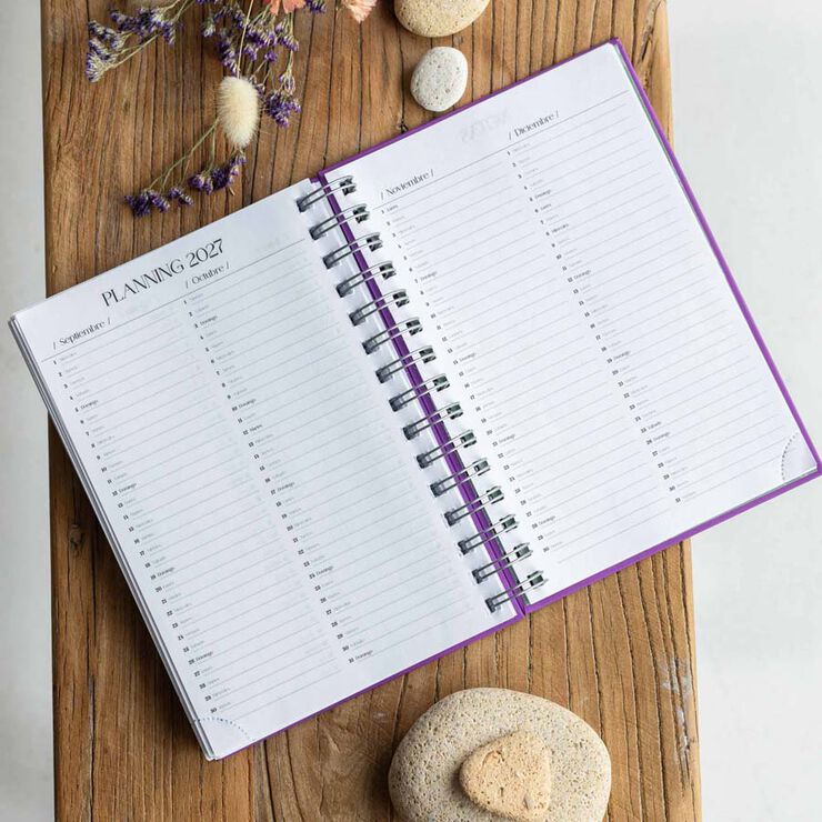 Agenda Las Guerreras Maxwell castellano d&iacute;a/p&aacute;g 2026