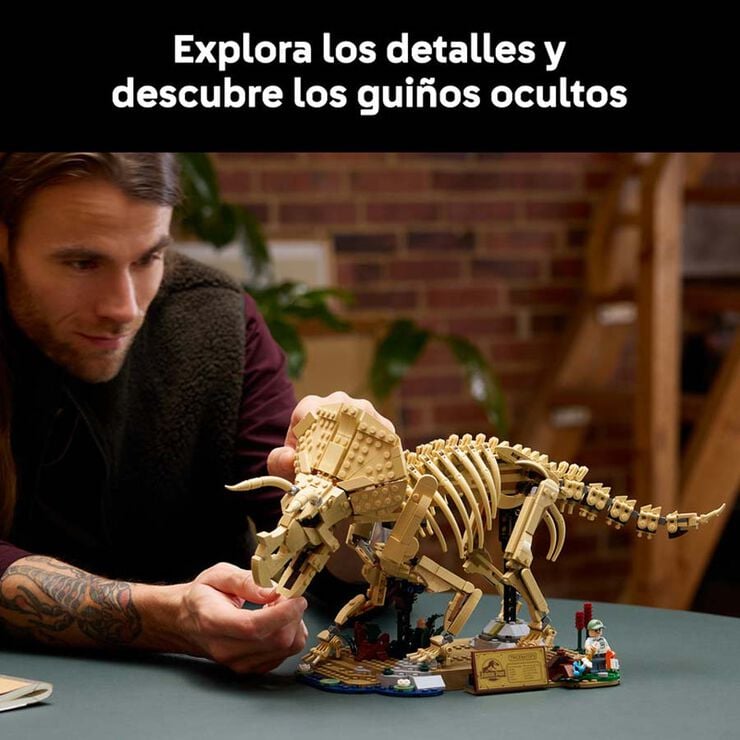 LEGO&reg; Jurassic World F&oacute;siles de Dinosaurio: Triceratops 77985