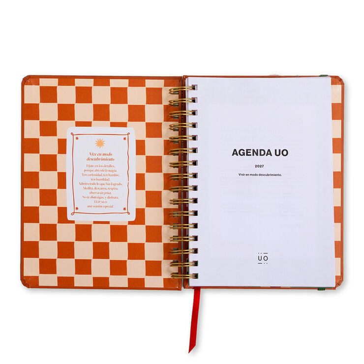 Agenda Uo A5 D&iacute;a P&aacute;gina Castellano 2027 Sunset