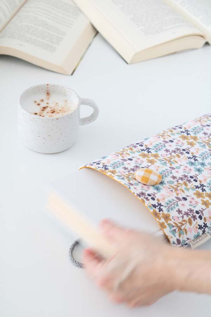 Funda de Llibre Drapets Flor Lila interior mostassa