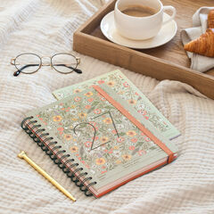 Agenda Miquelrius Plus Wire-O Setmana Vista Multiling&uuml;e 2027 Liberty Taupe
