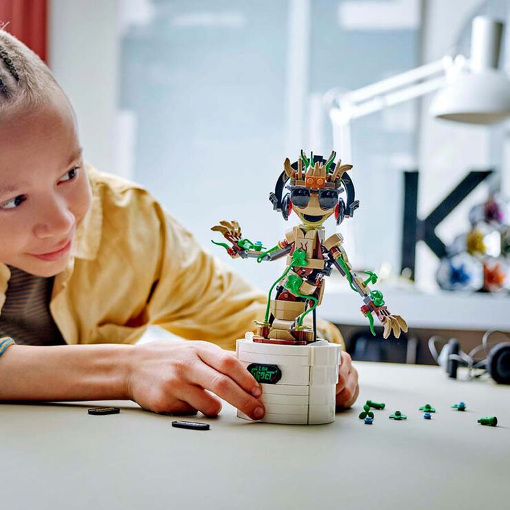 LEGO® Super Héroes Groot Bailarín 76297