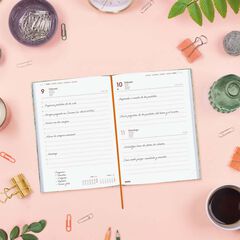 Agenda Finocam Berlín Y10 día/pág cas 2026 Trigo