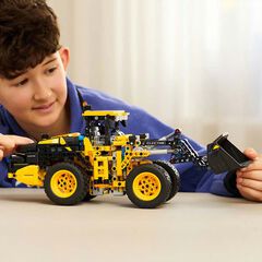 LEGO® Technic Carregadora amb Rodes Volvo L120 Elèctrica 42209