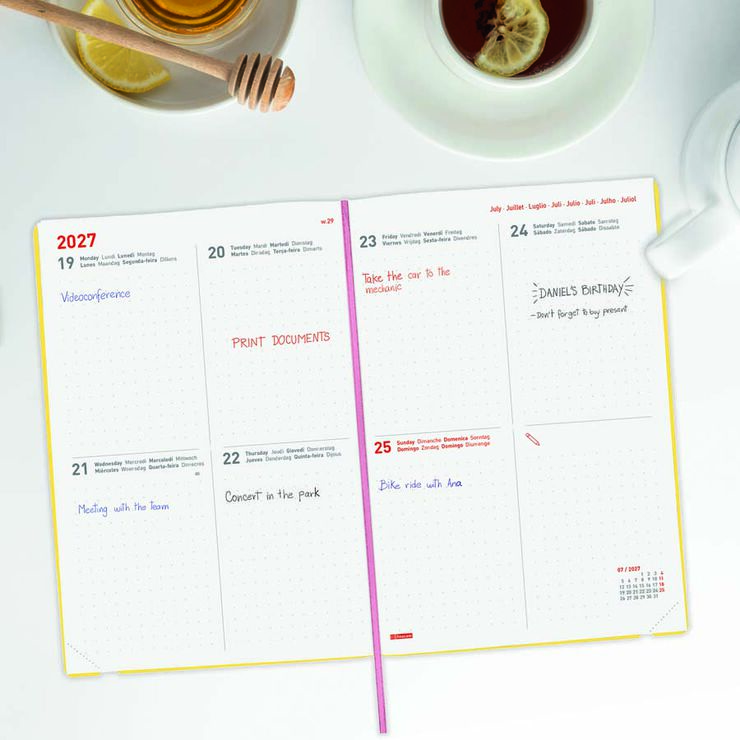 Agenda Finocam 16M Dotted Y10 Sem/Vista Multiling&uuml;e 2026-27 Bloom