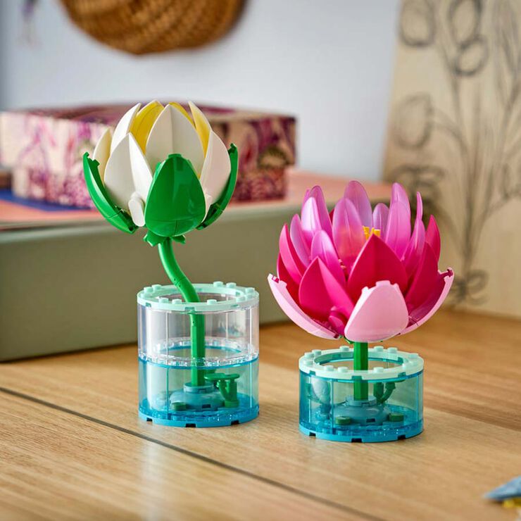 LEGO&reg; Botanicals Nen&uacute;fares 11511