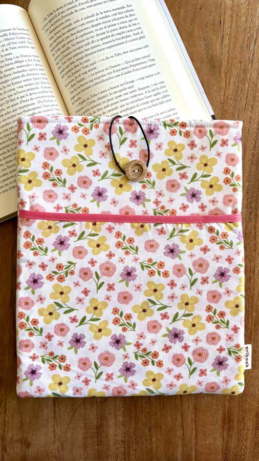 Funda de Libro 23x28cm Aribook Aosta