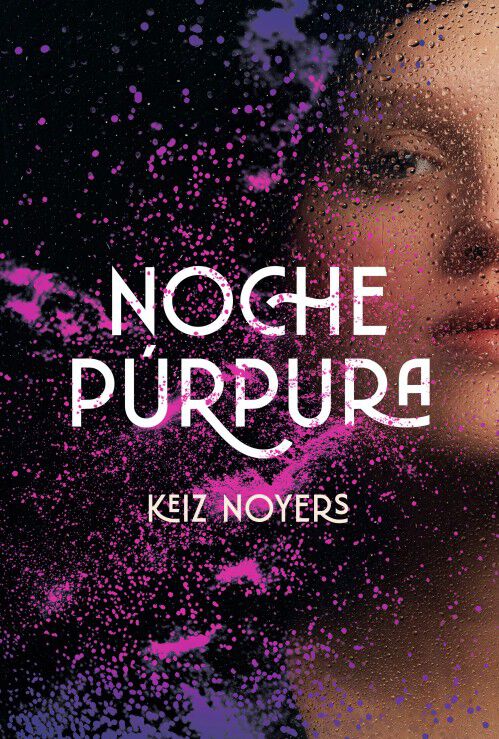 Noche p&uacute;rpura