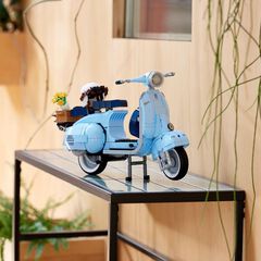 LEGO® Technic Vespa 125 rèplica 10298