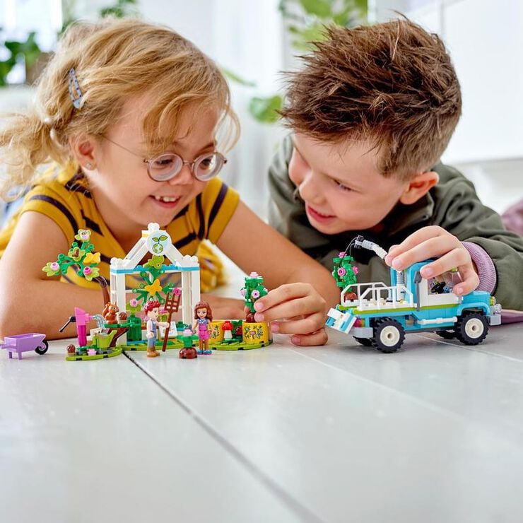LEGO® Friends Vehículo planta-árboles 41707