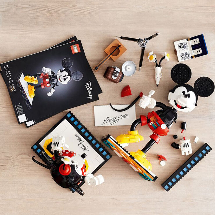 LEGO - Minnie Mouse - Set conmemorativo de cámara Disney con minifiguras de  Mickey, Minnie, Bambi y Dumbo 43230, Lego Princesas