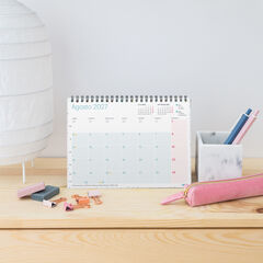 Calendario Miquelrius Mesa A5 Castellano 2027 Lovely