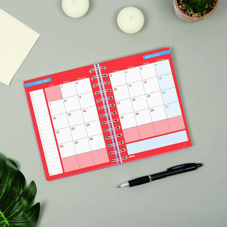 Agenda Finocam Cosmflex 1/8 D&iacute;a/P&aacute;gina Castellano 2026-27 Rojo