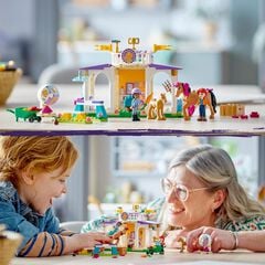 LEGO® Friends Classe d'Equitació 41746