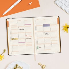 Agenda Finocam Joy Semana Vista Horizontal 2027 Catal&aacute;n Lema